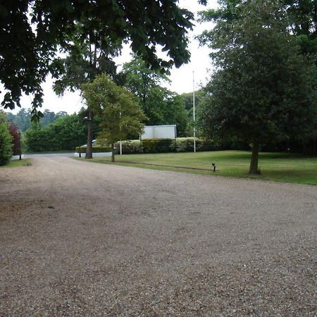 Norfolk House Hotel Мейдънхед Екстериор снимка