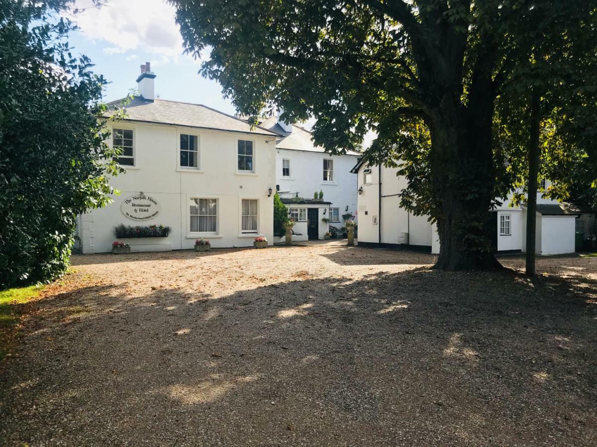 Norfolk House Hotel Мейдънхед Екстериор снимка
